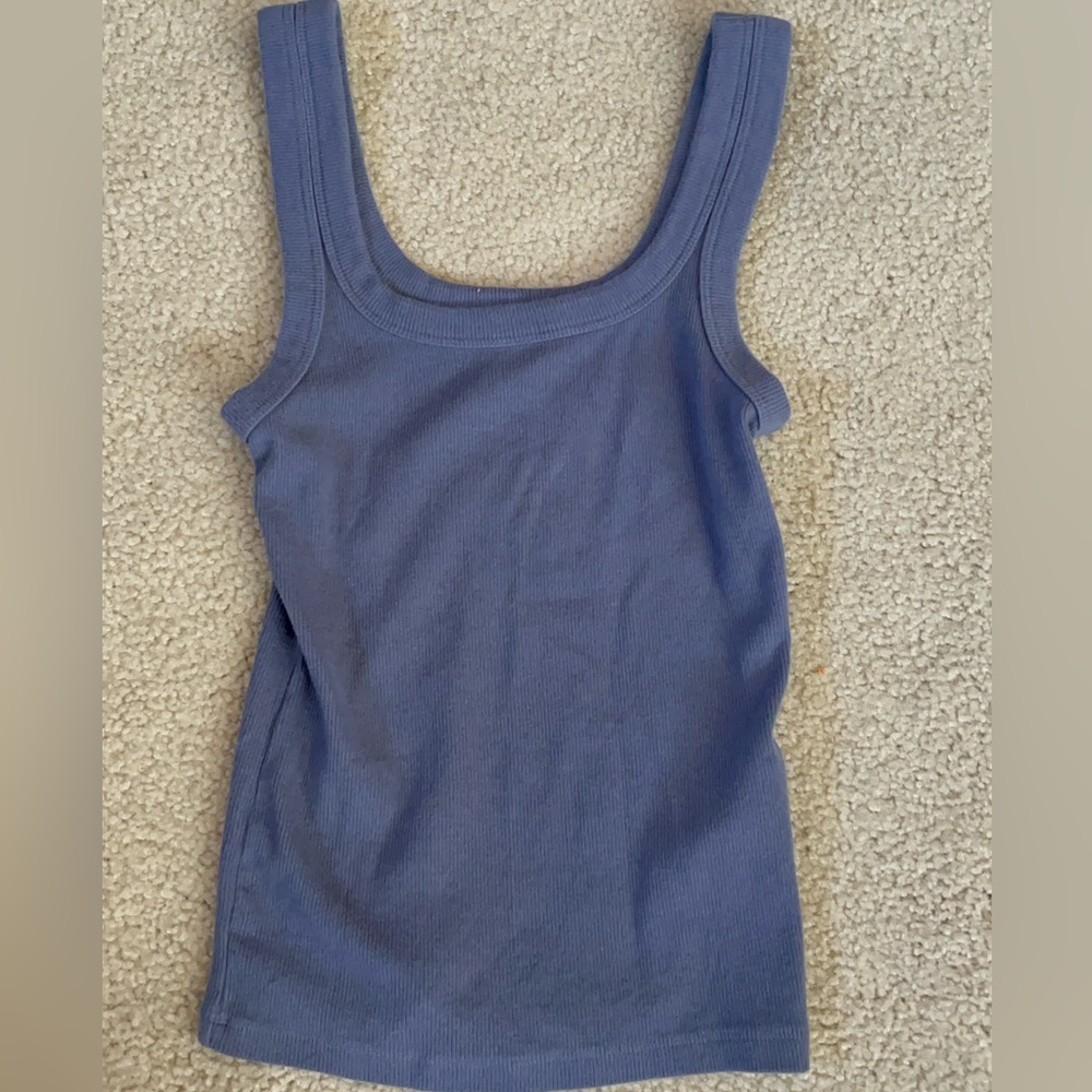 Hollister Women’s gray top size XS